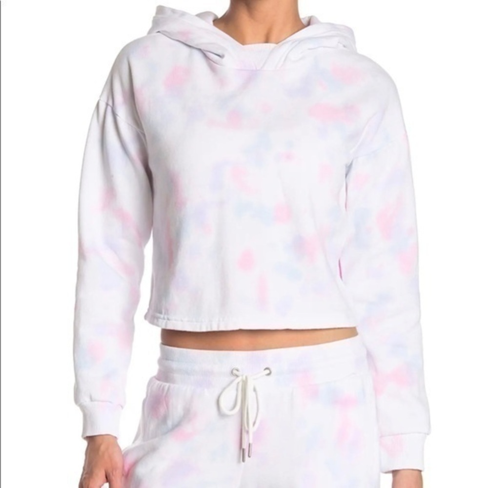 Pastel cropped hoodie